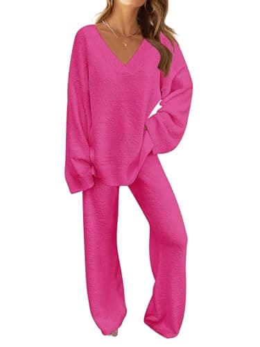 Women's Fuzzy Fleece Pajama Set