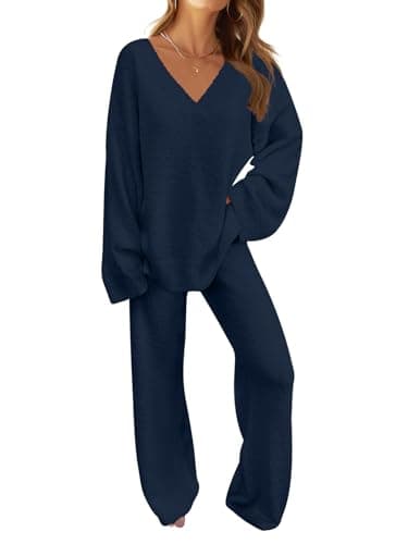 Women's Fuzzy Fleece Pajama Set