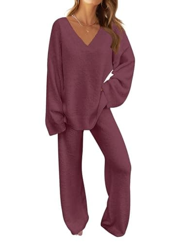 Women's Fuzzy Fleece Pajama Set