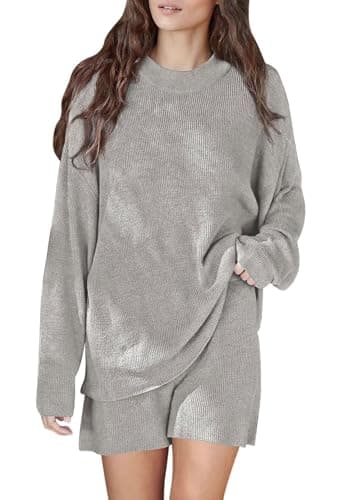 Viottiset Women's 2-Piece Matching Pajama Set: Long Sleeve Sweater Top and Shorts
