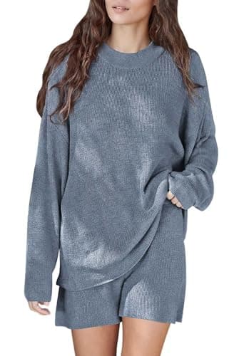 Viottiset Women's 2-Piece Matching Pajama Set: Long Sleeve Sweater Top and Shorts