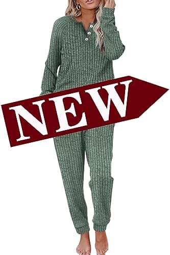 Women's Lounge Sets: WIHOLL Two-Piece Sweatshirt and Sweatpants with Pockets
