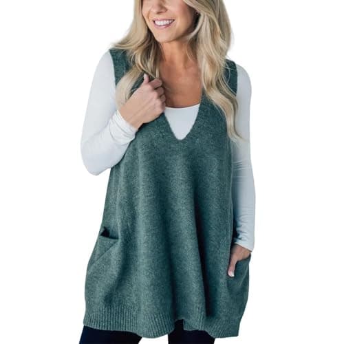 Flattering Oversized Women's Sleeveless V-Neck Knit Sweater Vest with Pockets