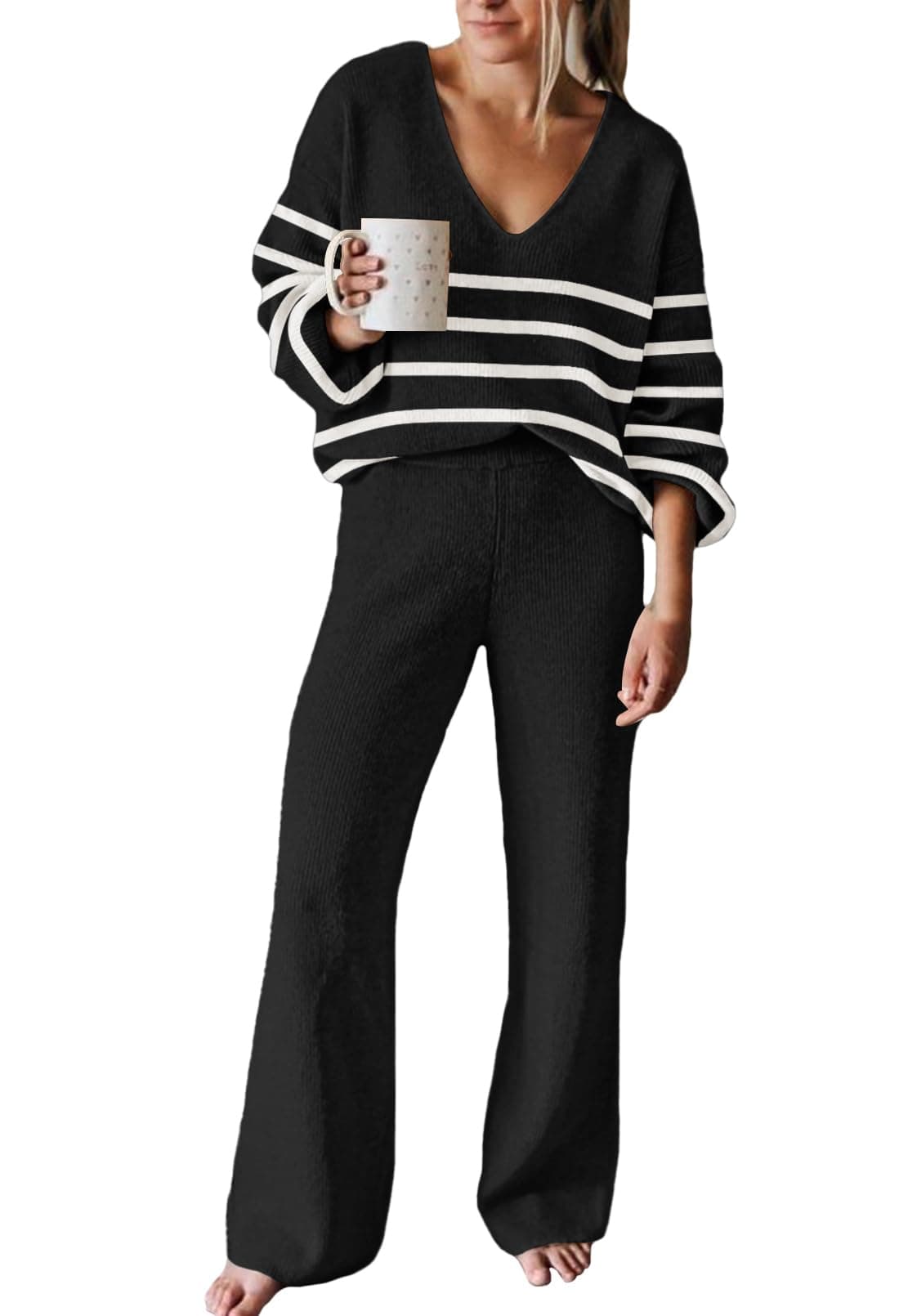 Viottiset Women's XL Black and White V-Neck Stripe Lounge Set